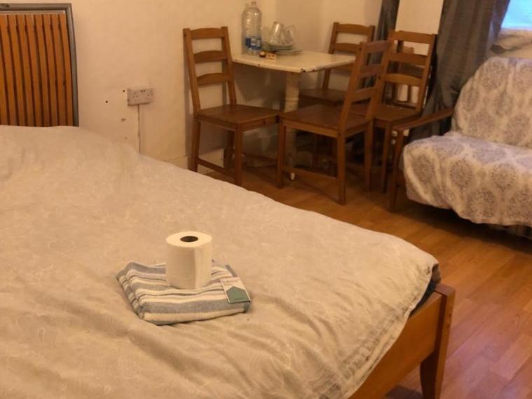 Private In 3 Bedroom Flat!! Londra